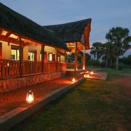 Pakuba Safari Lodge Nwoya Dış mekan fotoğraf