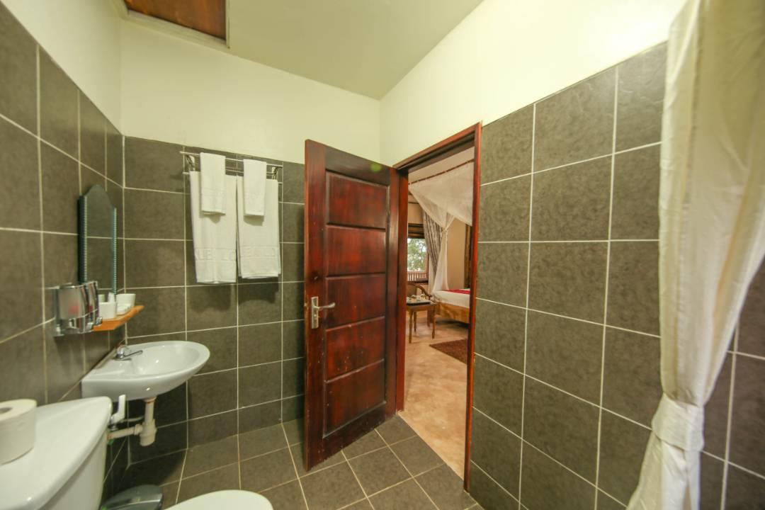 Pakuba Safari Lodge Nwoya Dış mekan fotoğraf